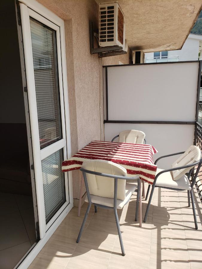 Apartments Petricevic ストモレ エクステリア 写真