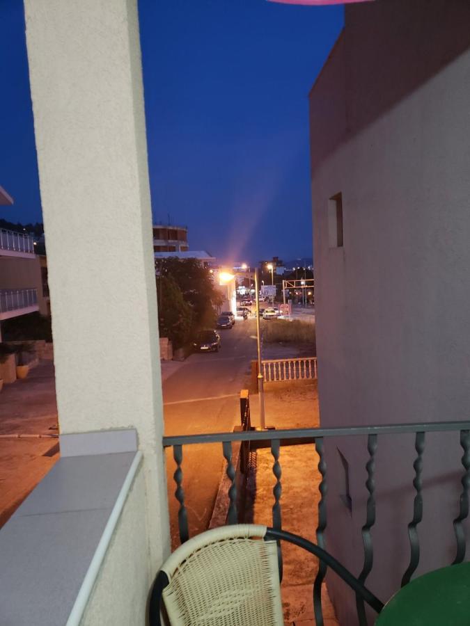 Apartments Petricevic ストモレ エクステリア 写真