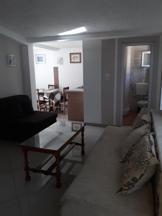 Apartments Petricevic ストモレ エクステリア 写真