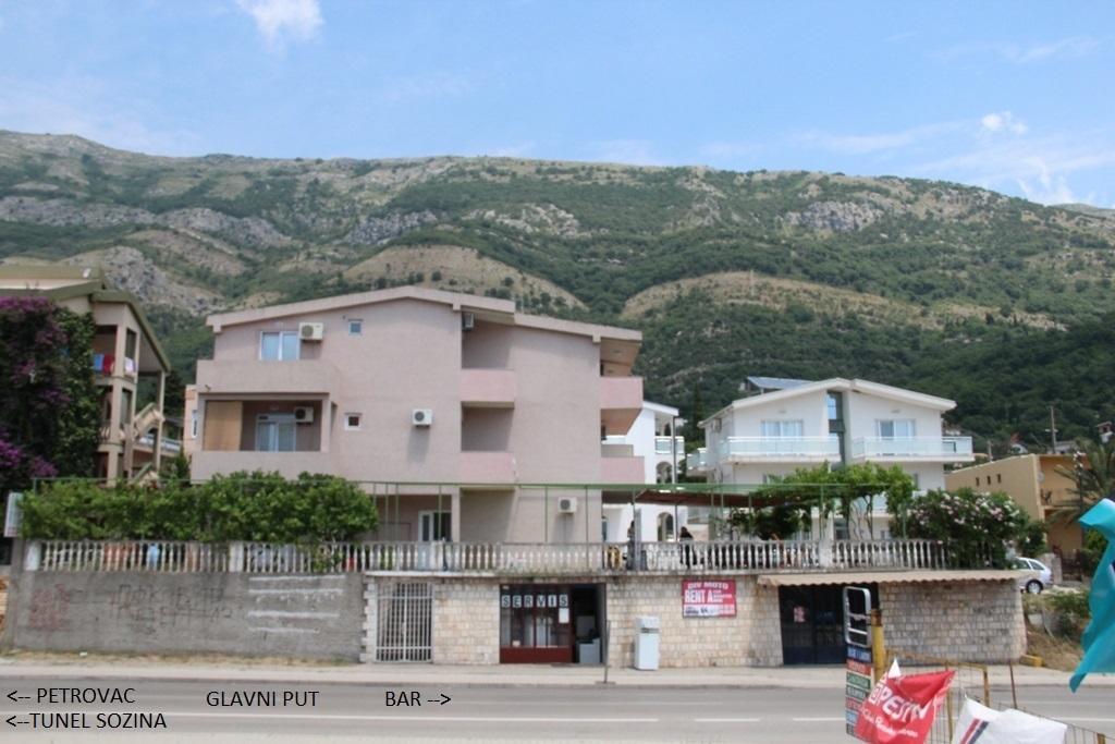 Apartments Petricevic ストモレ エクステリア 写真